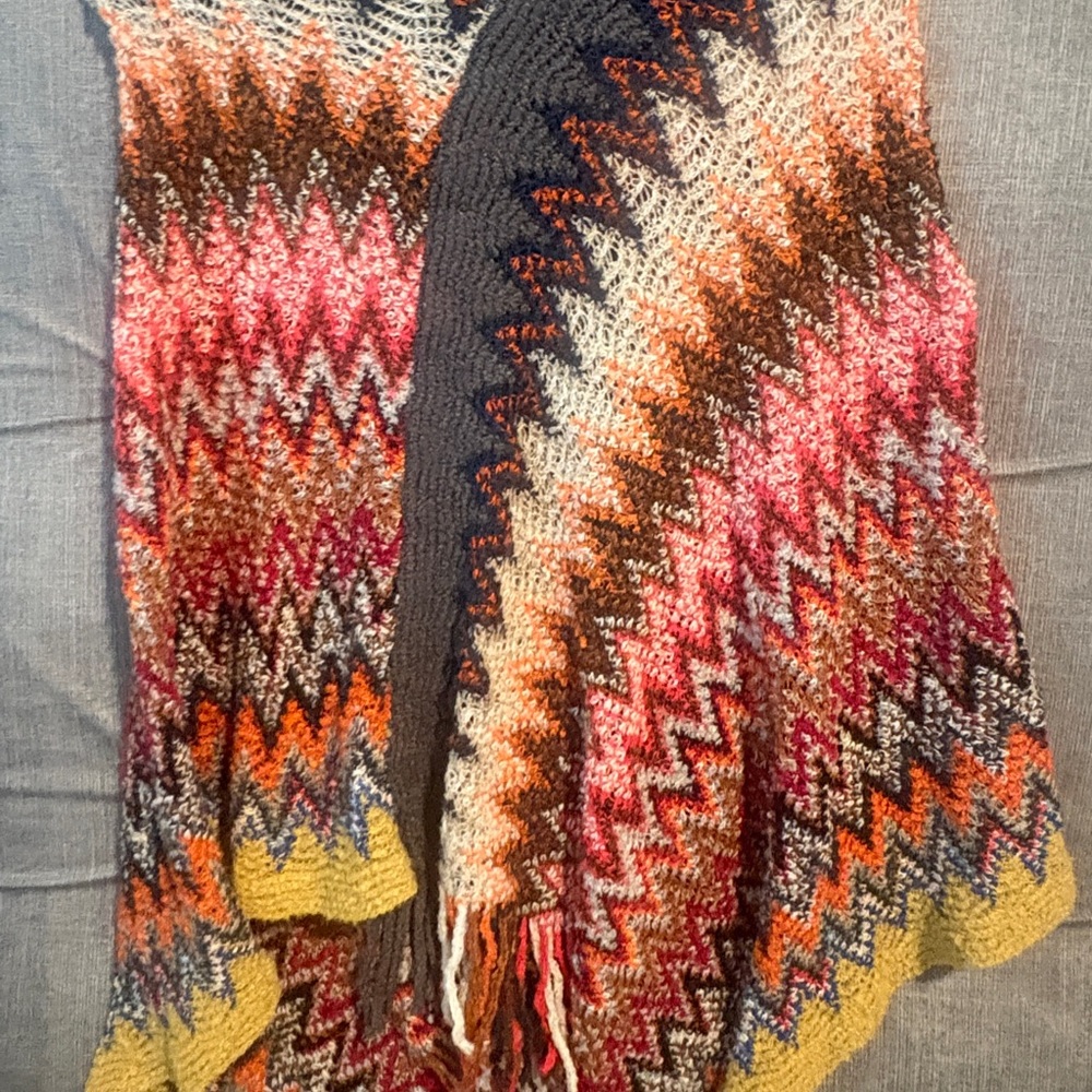 Ana & Rose Boho Knit Poncho Shawl Fringe One Size NWT